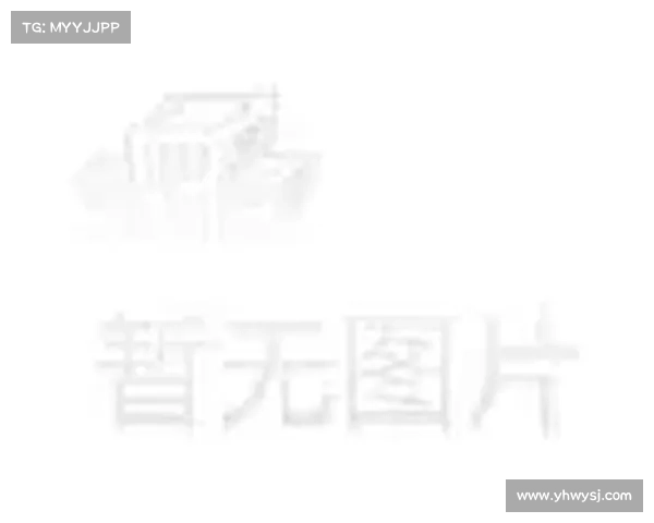 探秘冰虎宝宝的极地世界揭开它们生存之谜与独特魅力 探秘冰虎宝宝的极地世界揭开它们生存之谜与独特魅力